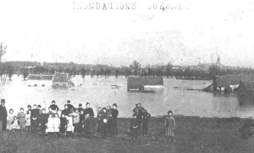 Cuesmes : aspect de ce que fut "le Marais" durant des sicles par suite de frquentes inondations. Le 6 fvrier 1906 fut des plus catastrophiques : 250 familles durent tre vacues.
