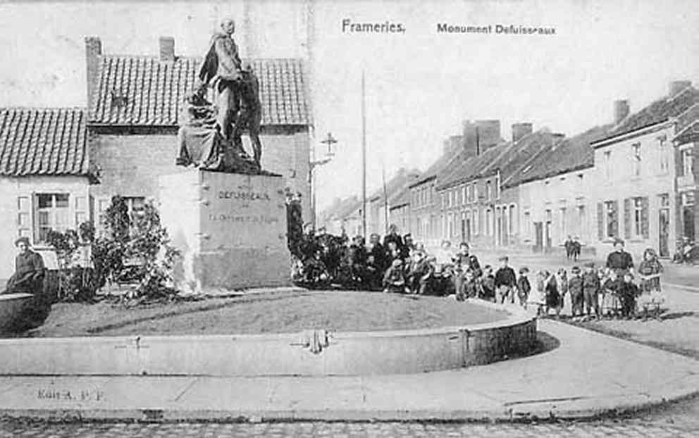 Frameries : Monument Defuisseaux.