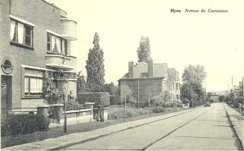 Hyon : Avenue du Centenaire.