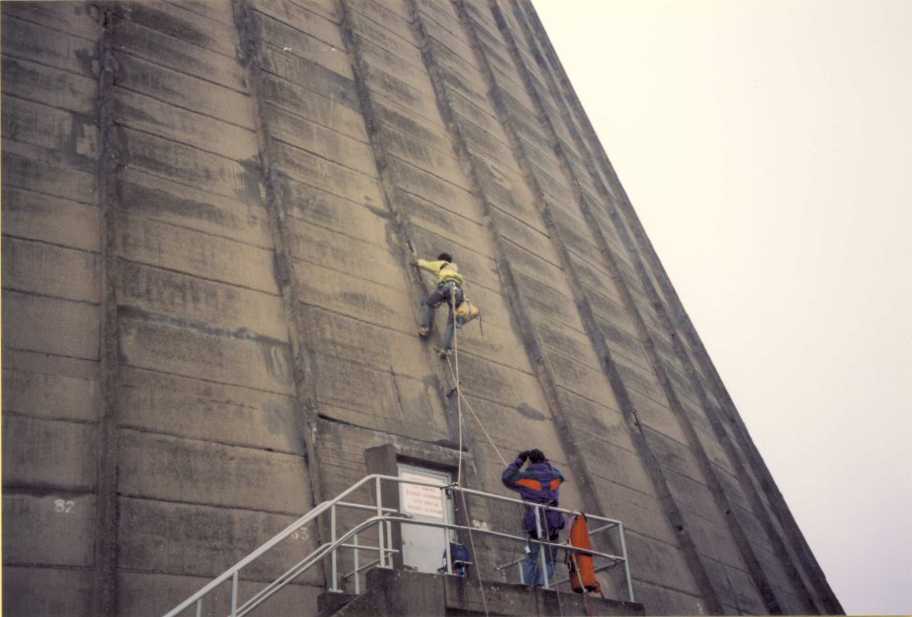 1991 : Rparation du rfrigrant atmosphrique.