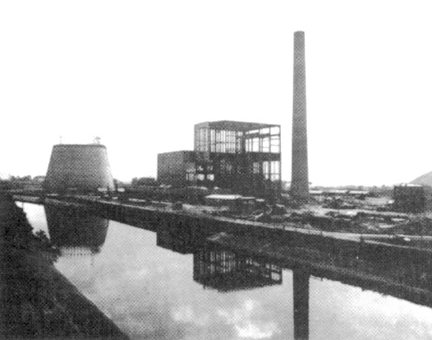 Baudour : construction de la premire centrale lectrique (vers 1959)