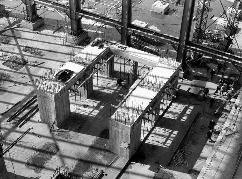 Baudour : construction de la centrale (vers 1959).