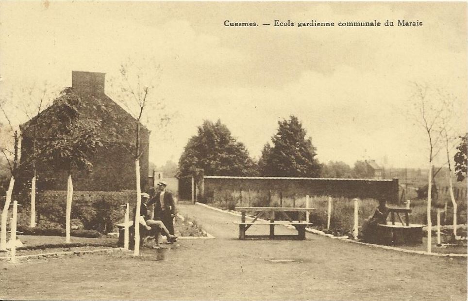 Cuesmes : Ecole gardienne communale du marais. 