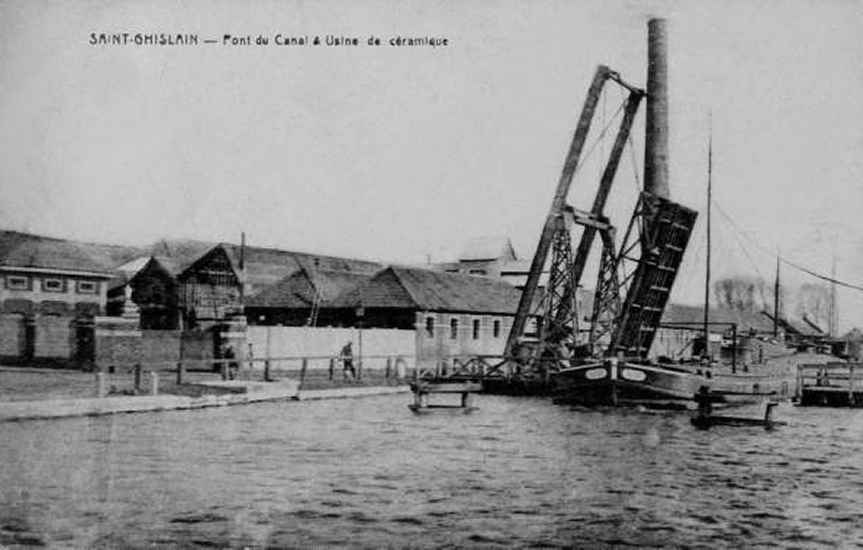 Saint-Ghislain : Pont du canal  l'usine de cramique.