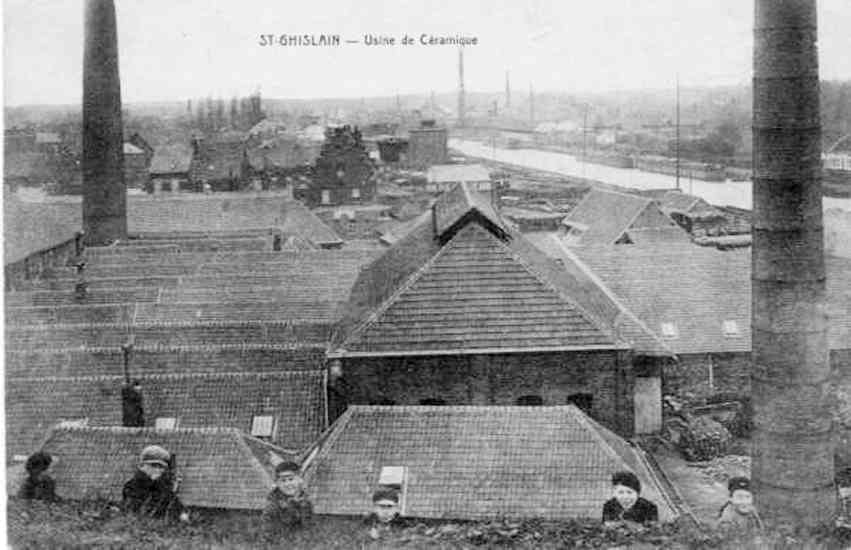 Saint-Ghislain : Usine de cramique (prs du canal).