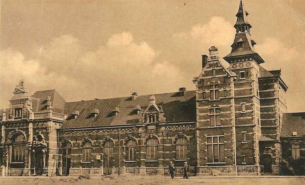 Saint-Ghislain : La gare.