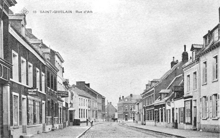 Saint-Ghislain : La rue d'Ath, vue de l'autre cot.