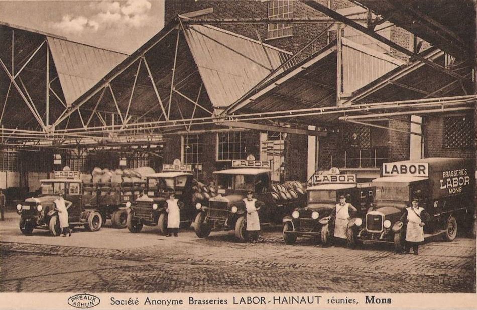 Mons : Brasserie Labor - Quai de chargement des camions. 