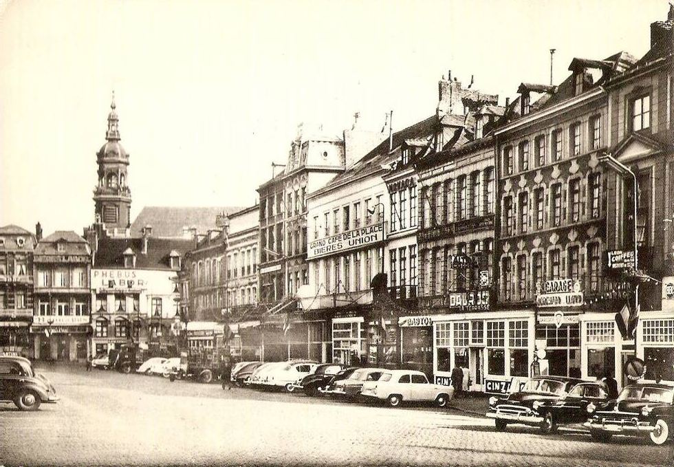 Mons : Grand' Place.