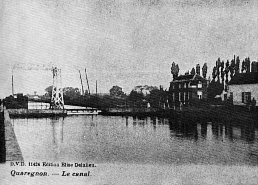 Quaregnon : Le canal et le port de Quaregnon-rivage.