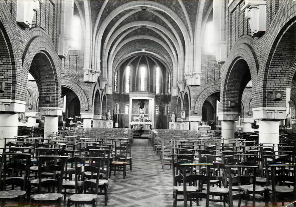 Quaregnon : Intrieur de l' Eglise St-Quentin.