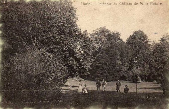 Thulin : Parc du chteau du Notaire.
