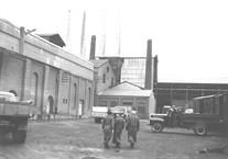 Harmignies : C.B.R. cours de l'usine vers 1948.