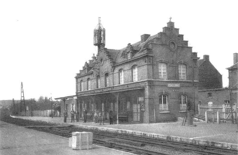 Wasmes : La gare.