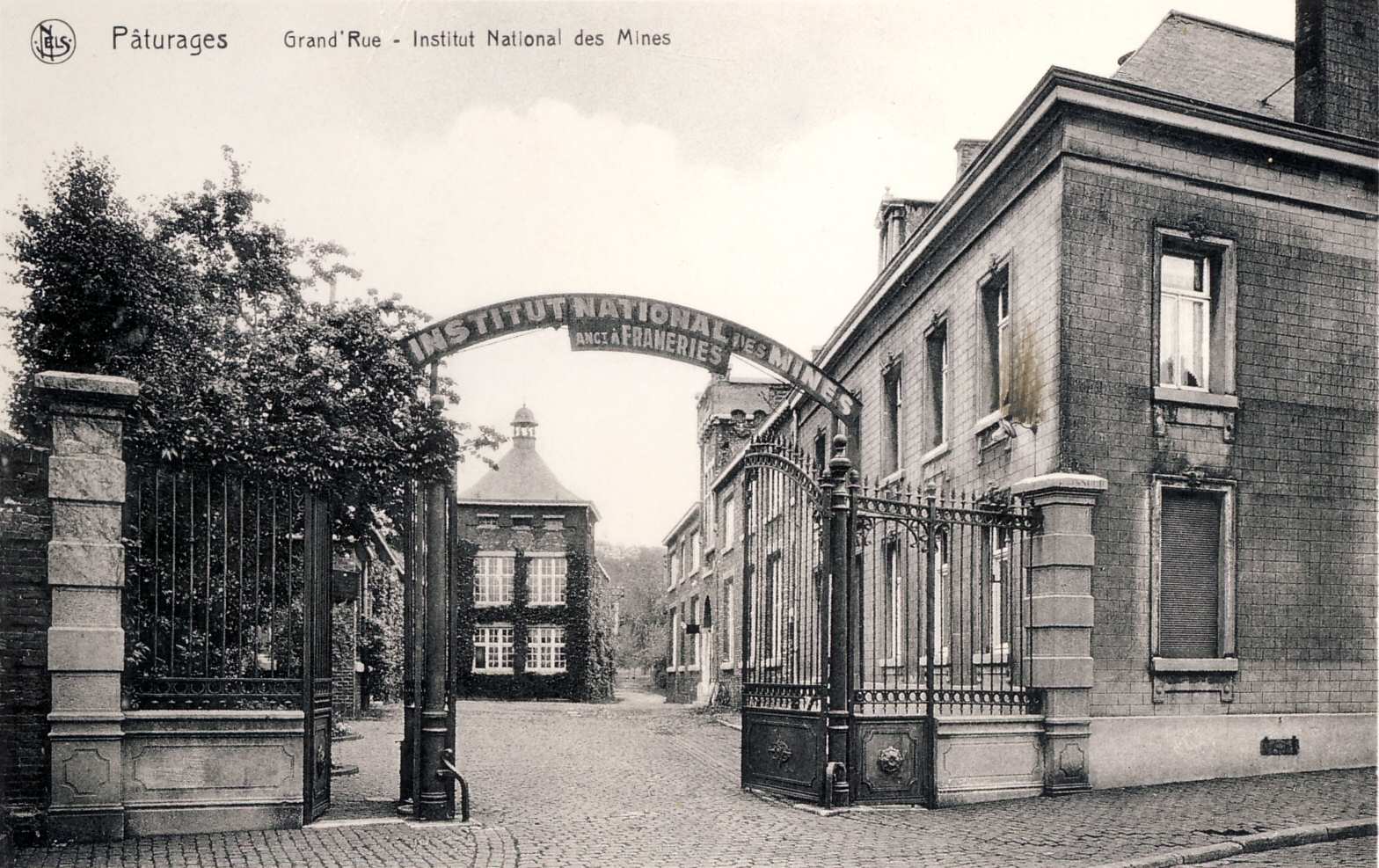 Pturages : Grand'Rue - Institut National des Mines.